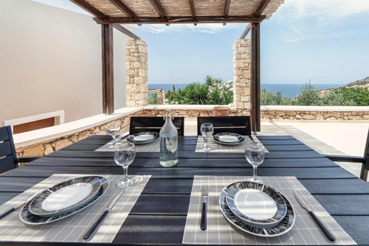 Karena Seaview Villa Йеранион Экстерьер фото